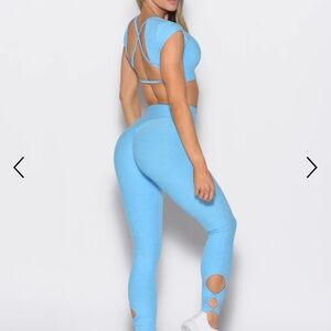 Bombshell leggings form flex